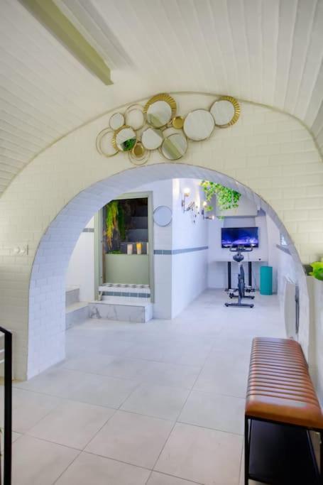 Le Nid Parisien Triplex Cosy Et Chaleureux Apartment Luaran gambar