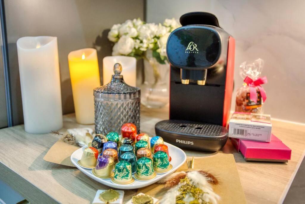 Le Nid Parisien Triplex Cosy Et Chaleureux Apartment Luaran gambar