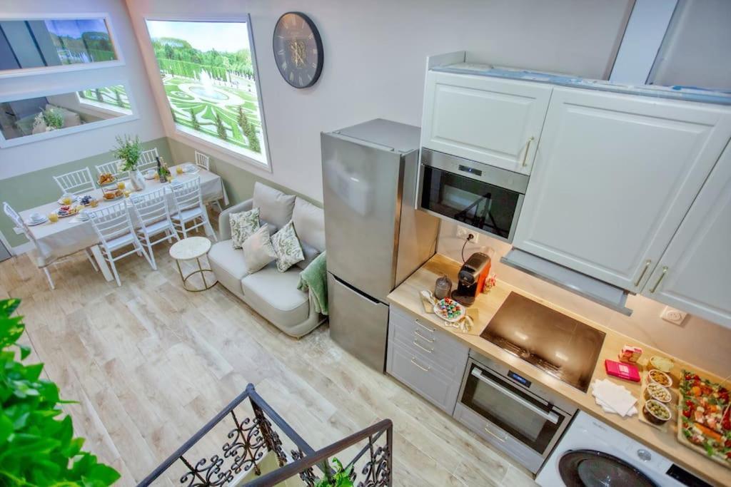 Le Nid Parisien Triplex Cosy Et Chaleureux Apartment Luaran gambar