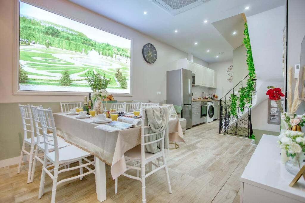 Le Nid Parisien Triplex Cosy Et Chaleureux Apartment Luaran gambar
