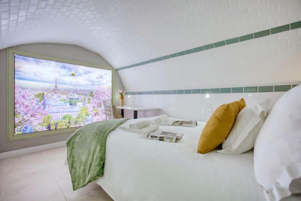 Le Nid Parisien Triplex Cosy Et Chaleureux Apartment Luaran gambar